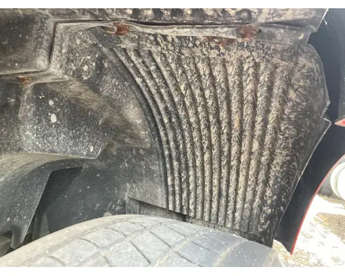 Volvo VNM Fender