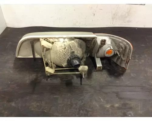 Volvo VNM Headlamp Assembly