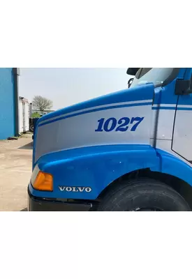 Volvo VNM Hood