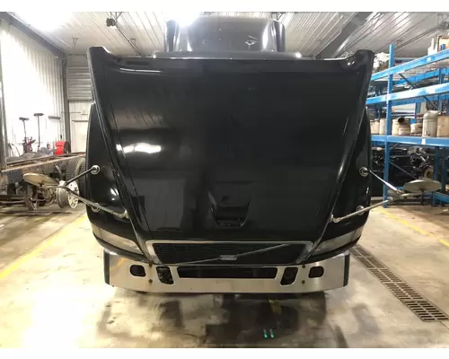 Volvo VNM Hood