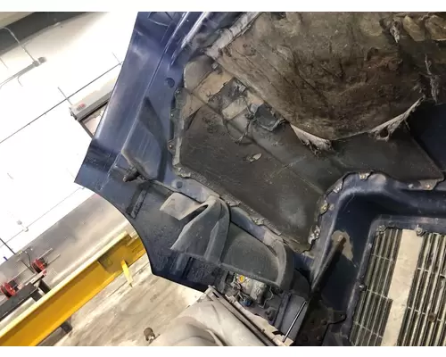 Volvo VNM Hood