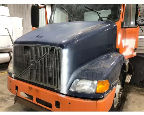 Volvo VNM Hood
