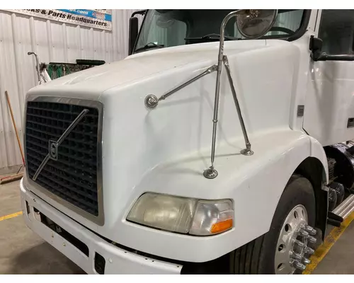 Volvo VNM Hood