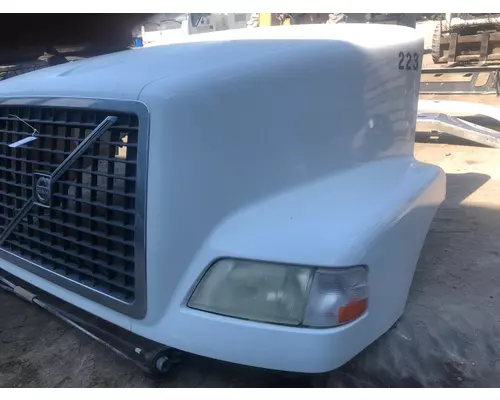 Volvo VNM Hood