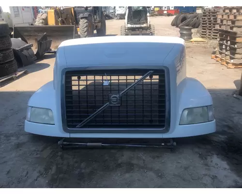 Volvo VNM Hood