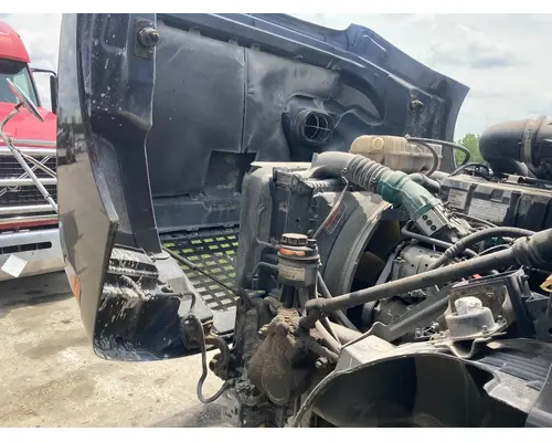 Volvo VNM Hood