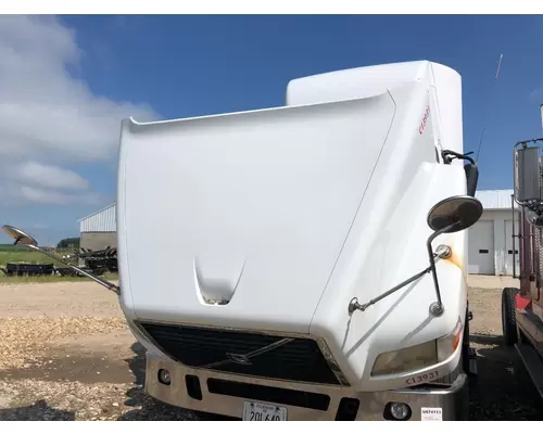 Volvo VNM Hood