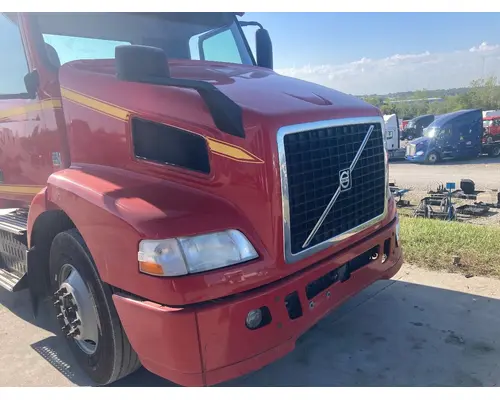 Volvo VNM Hood