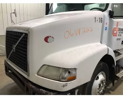 Volvo VNM Hood