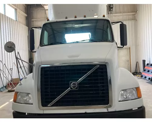 Volvo VNM Hood