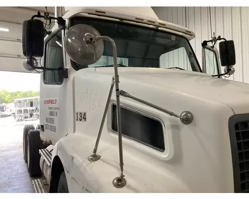 Volvo VNM Hood