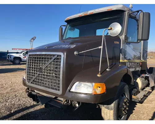 Volvo VNM Hood