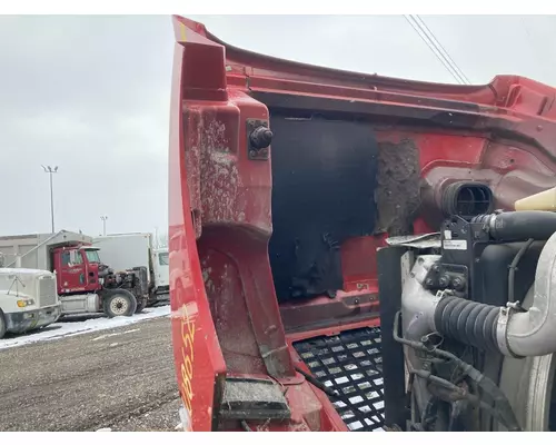 Volvo VNM Hood