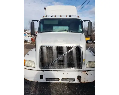 Volvo VNM Hood