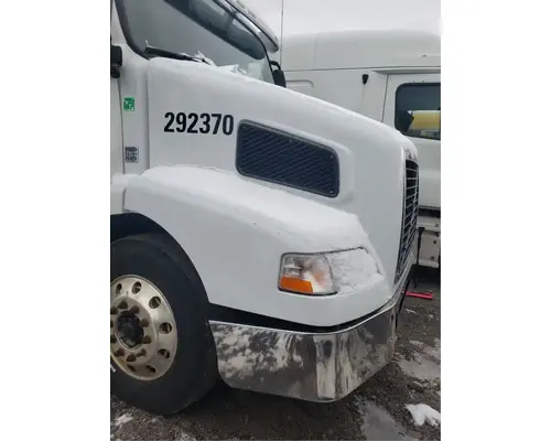 Volvo VNM Hood