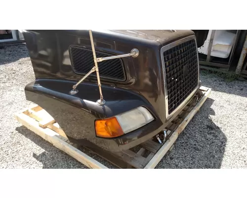 Volvo VNM Hood