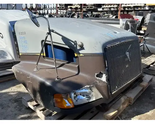 Volvo VNM Hood