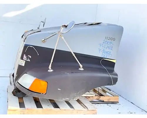 Volvo VNM Hood