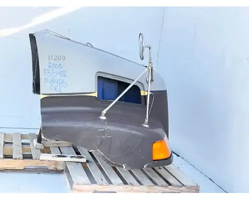 Volvo VNM Hood