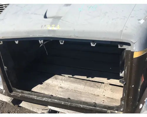 Volvo VNM Hood