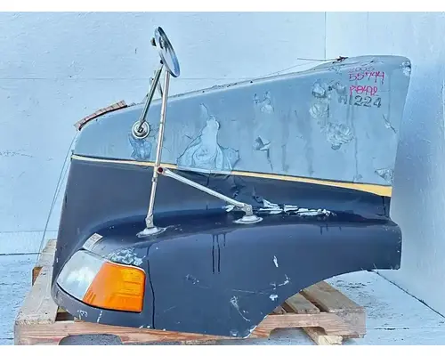 Volvo VNM Hood