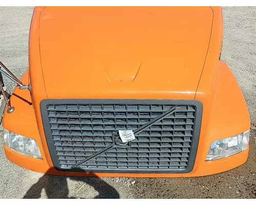 Volvo VNM Hood
