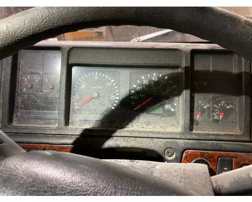 Volvo VNM Instrument Cluster