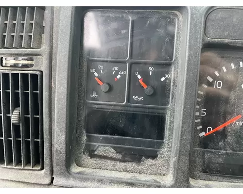 Volvo VNM Instrument Cluster