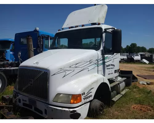 Volvo VNM Intercooler