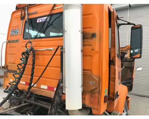 Volvo VNM Muffler Shield