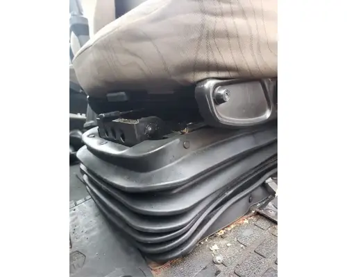 Volvo VNM Seat, Front