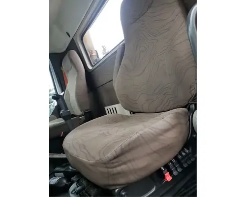 Volvo VNM Seat, Front