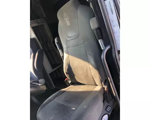 Volvo VNM Seat (non-Suspension)