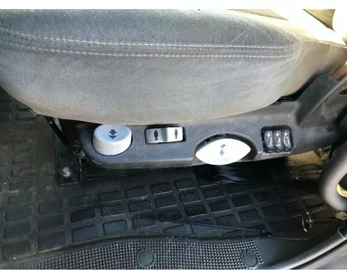 Volvo VNM Seat (non-Suspension)