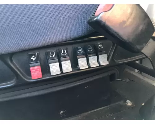 Volvo VNM Seat (non-Suspension)
