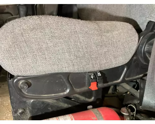 Volvo VNM Seat (non-Suspension)