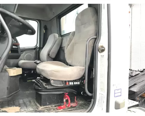 Volvo VNM Seat (non-Suspension)