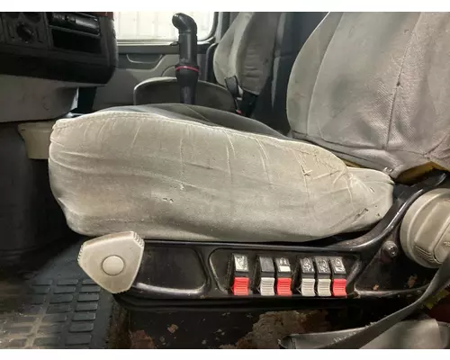 Volvo VNM Seat (non-Suspension)