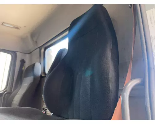 Volvo VNM Seat (non-Suspension)