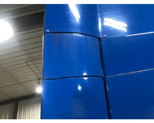 Volvo VNM Sleeper Fairing