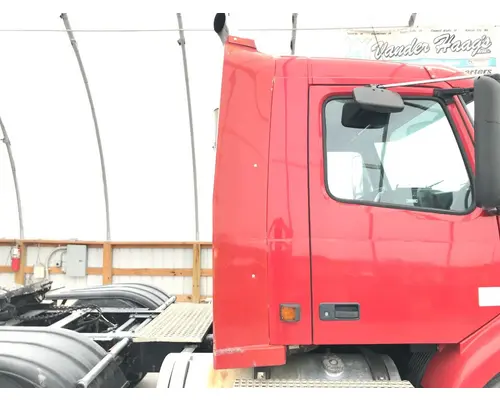 Volvo VNM Sleeper Fairing