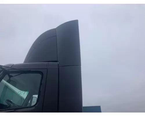 Volvo VNM Sleeper Fairing