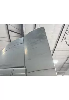Volvo VNM Sleeper Fairing
