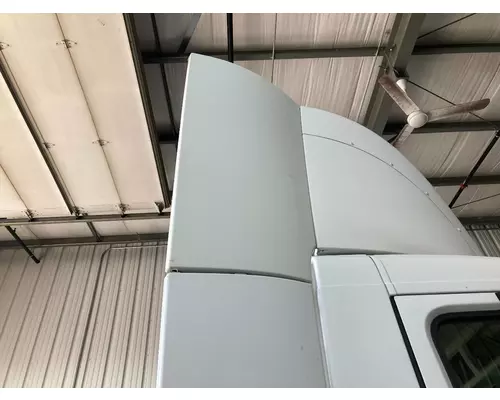 Volvo VNM Sleeper Fairing