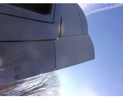 Volvo VNM Sleeper Fairing