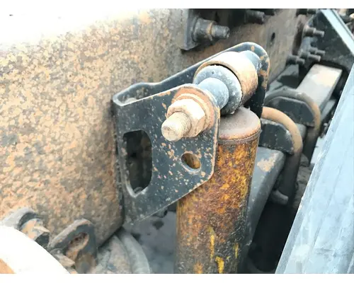 Volvo VNM Suspension