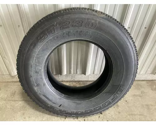 Volvo VNM Tires