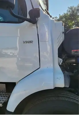 Volvo VNR64T Cowl