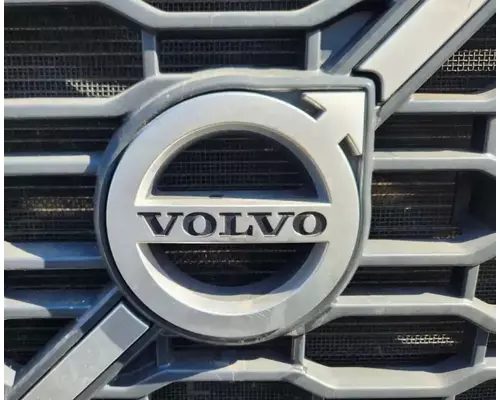Volvo VNR64T Grille