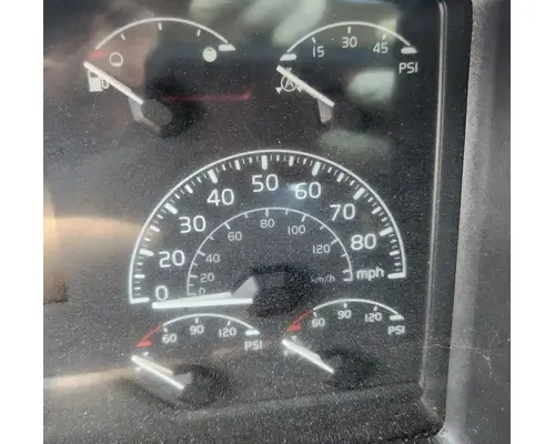 Volvo VNR64T Instrument Cluster